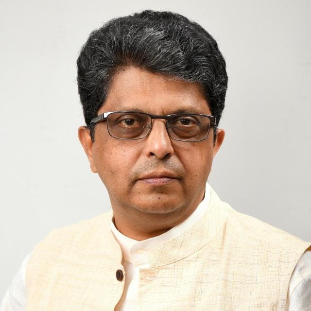 Prof. Ar. Asok Putiyan